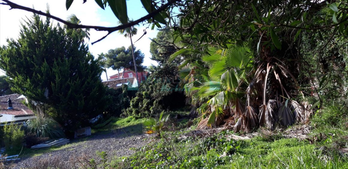 Residential Plot for sale in Nueva Andalucia