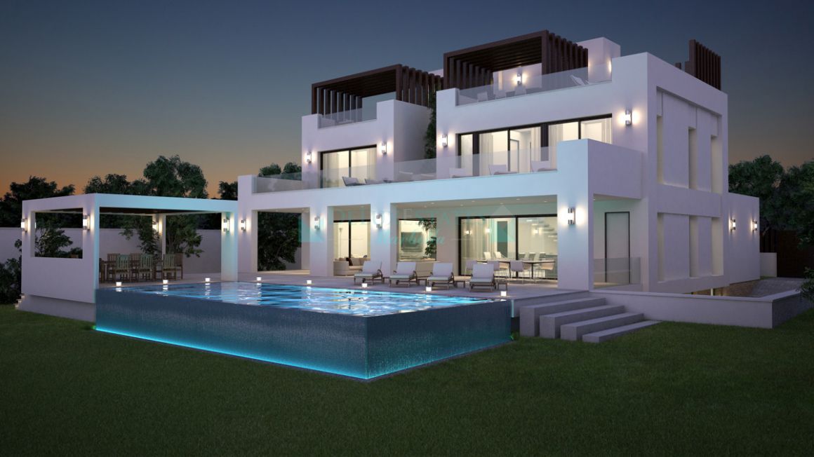 Villa for sale in El Rosario, Marbella East