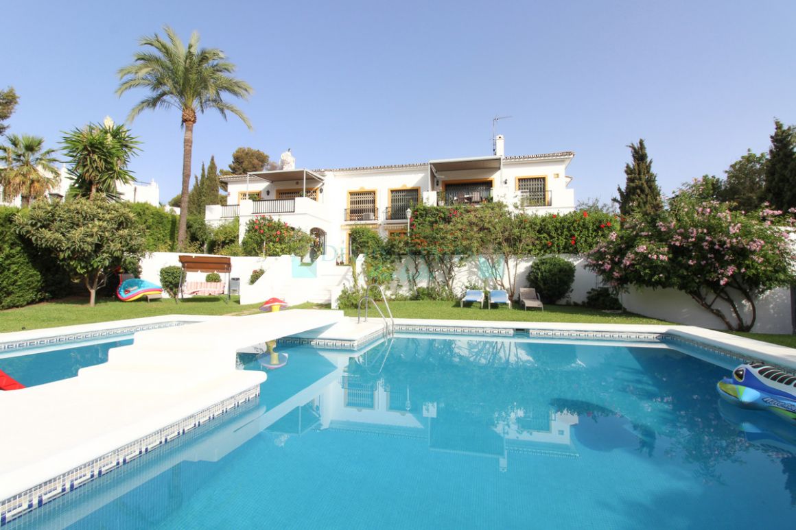 Ground Floor Apartment for sale in Nueva Andalucia