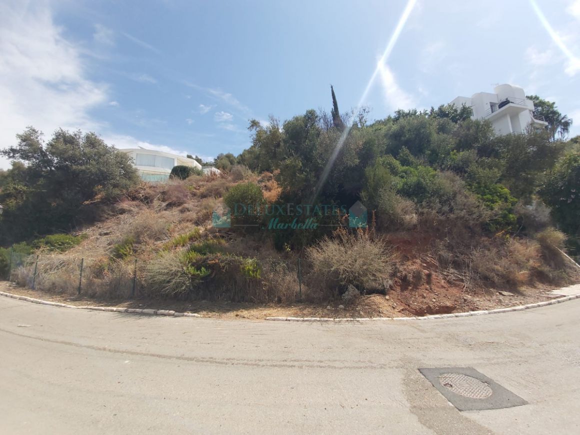 Residential Plot for sale in El Rosario, Marbella East
