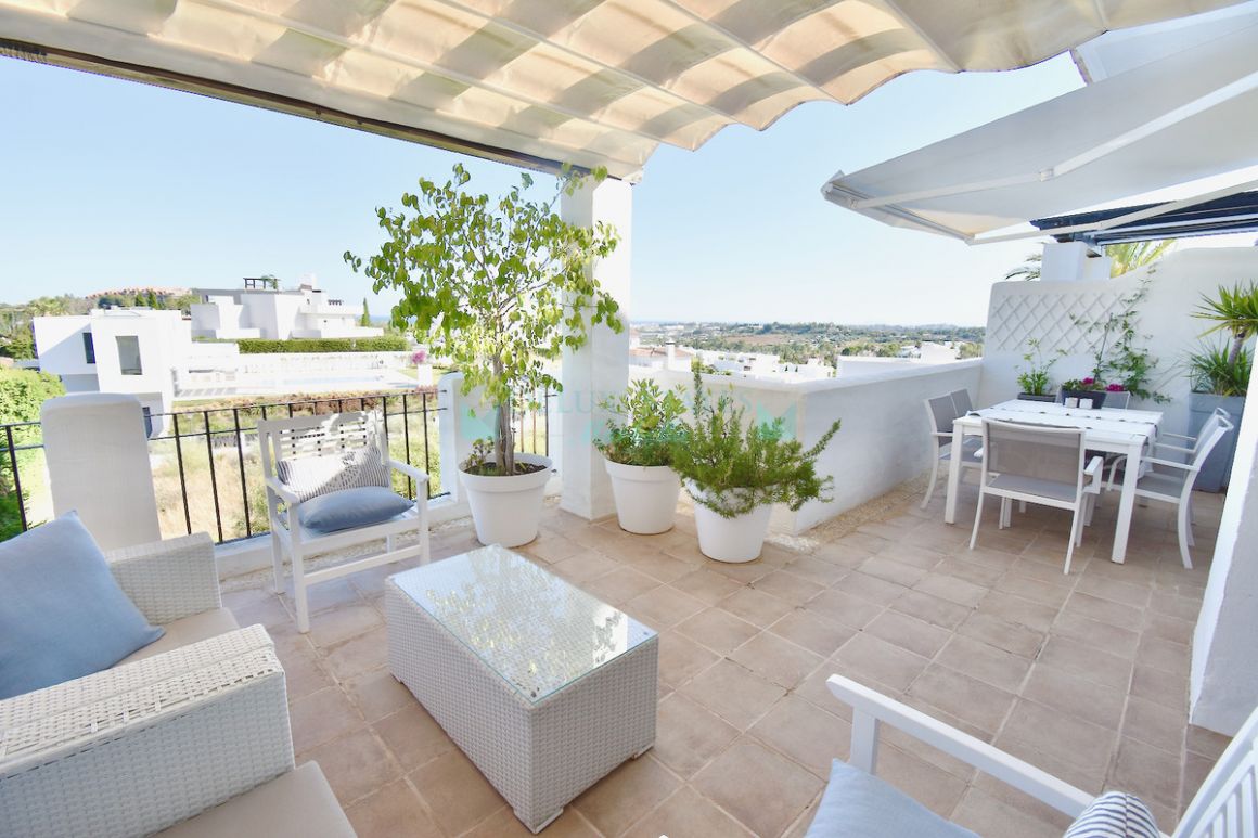 Penthouse for sale in Nueva Andalucia