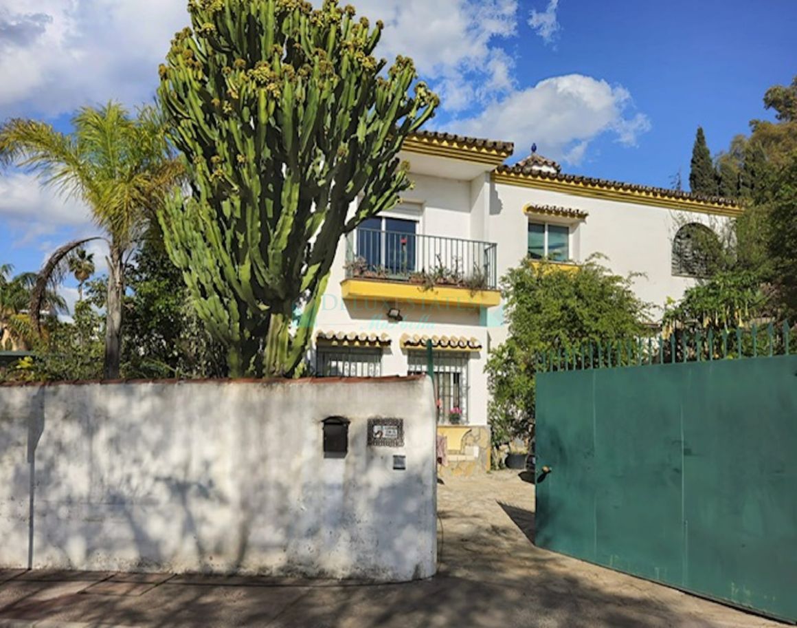 Villa for sale in San Pedro de Alcantara