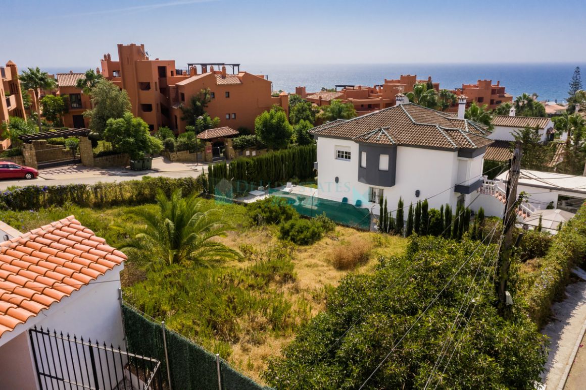 Residential Plot for sale in Estepona