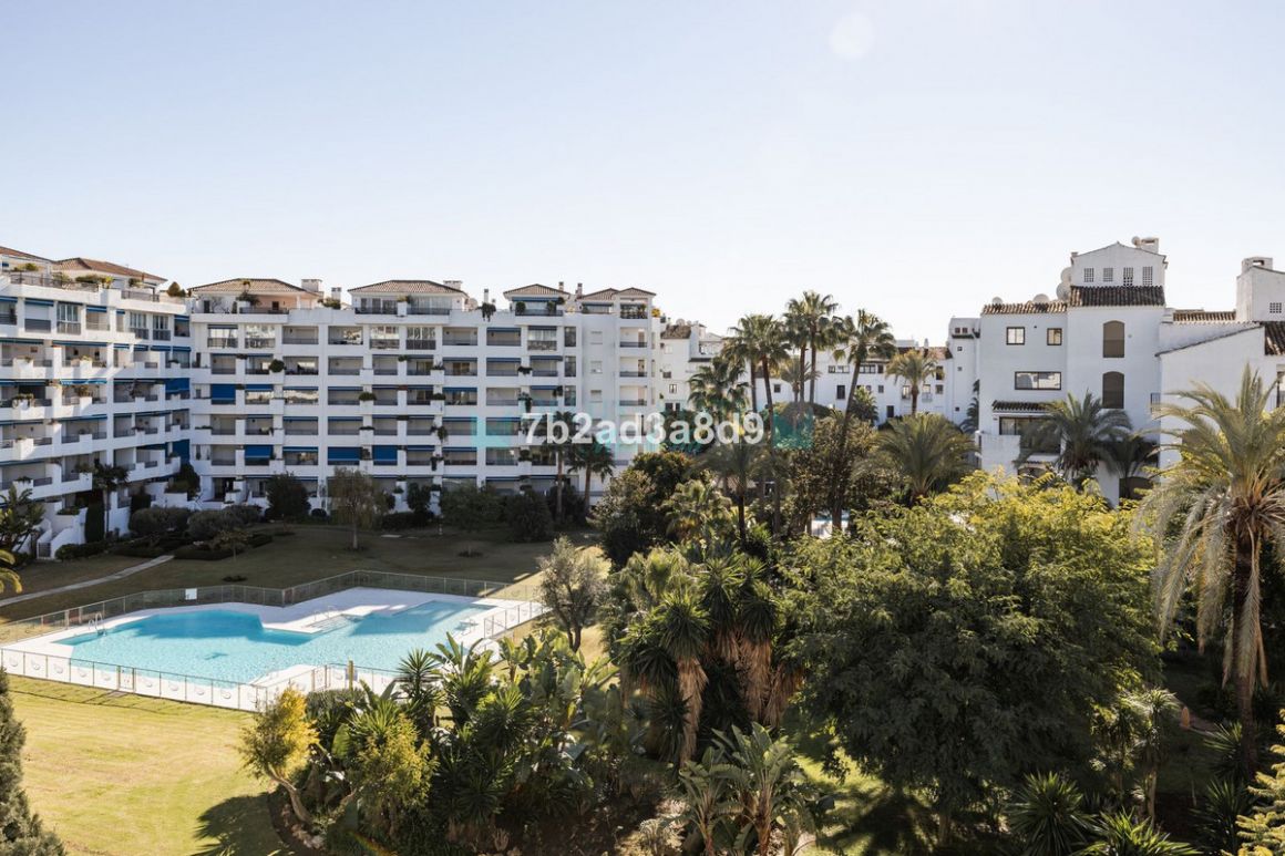 Apartment for sale in Marbella - Puerto Banus