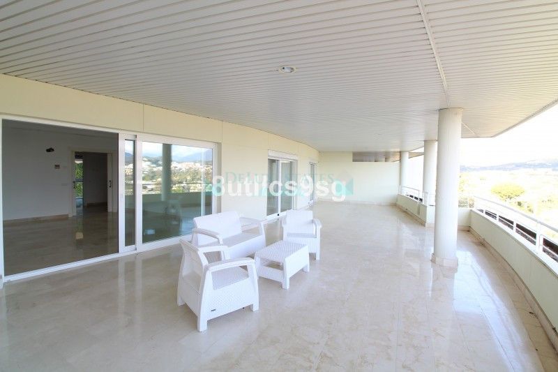 Apartment in Nueva Andalucia