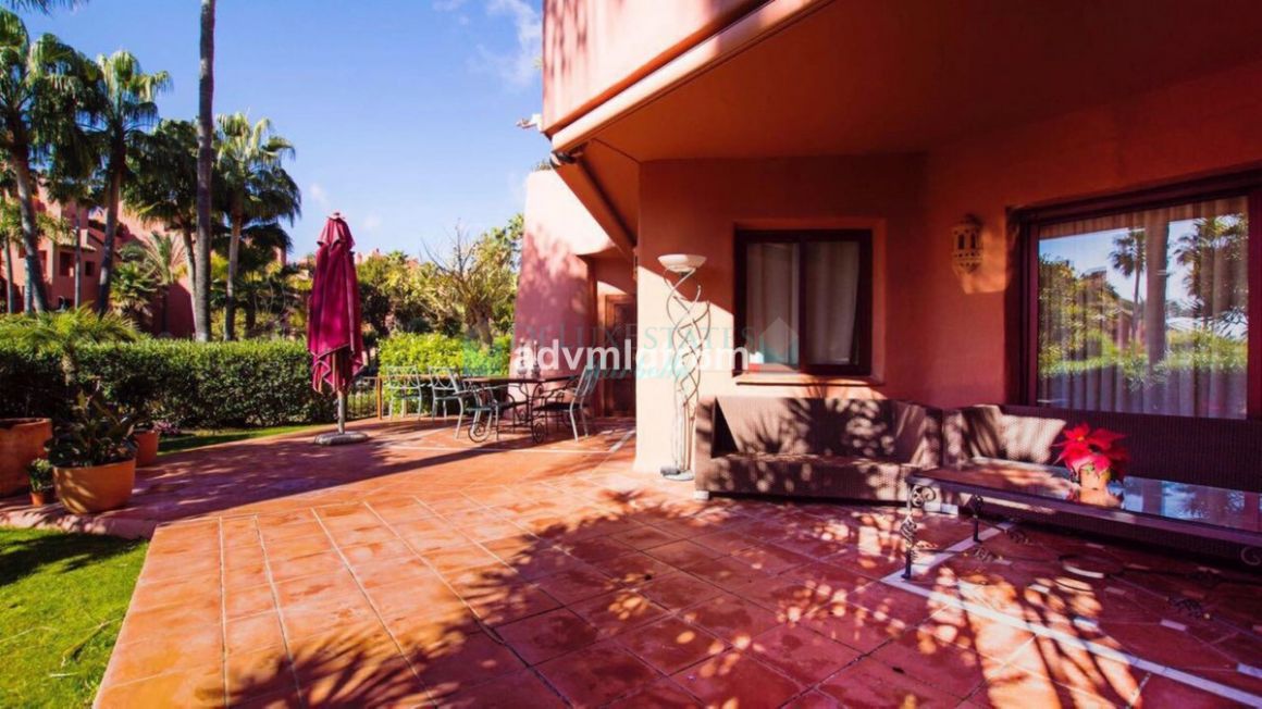 Ground Floor Apartment for rent in New Golden Mile, Estepona