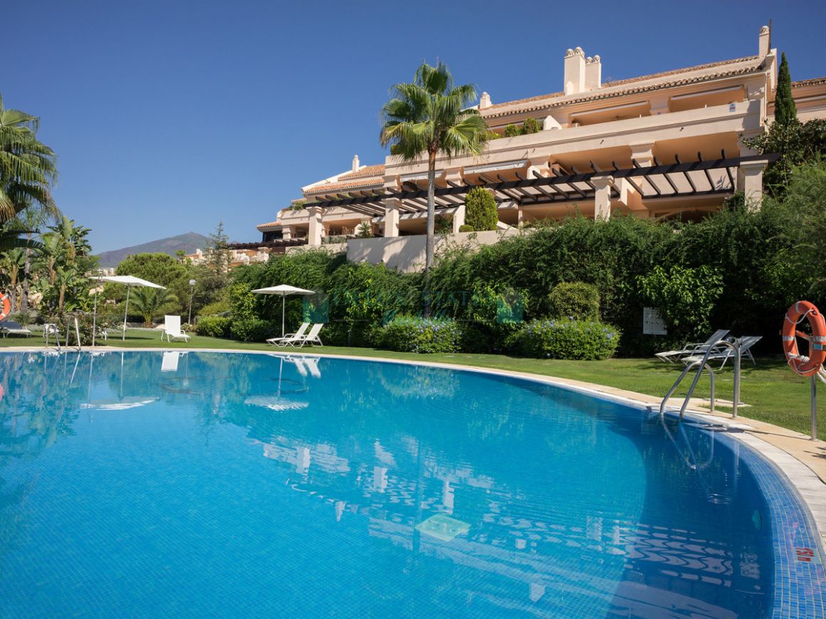 Apartment for sale in Nueva Andalucia