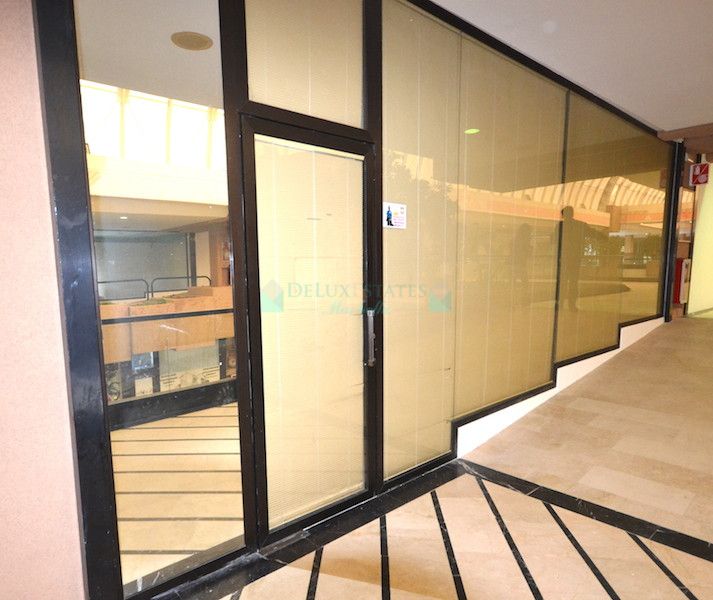 Office for sale in Marbella - Puerto Banus