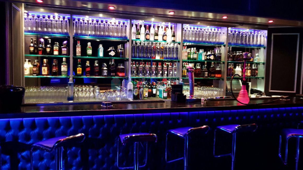 Bar for rent in Marbella - Puerto Banus