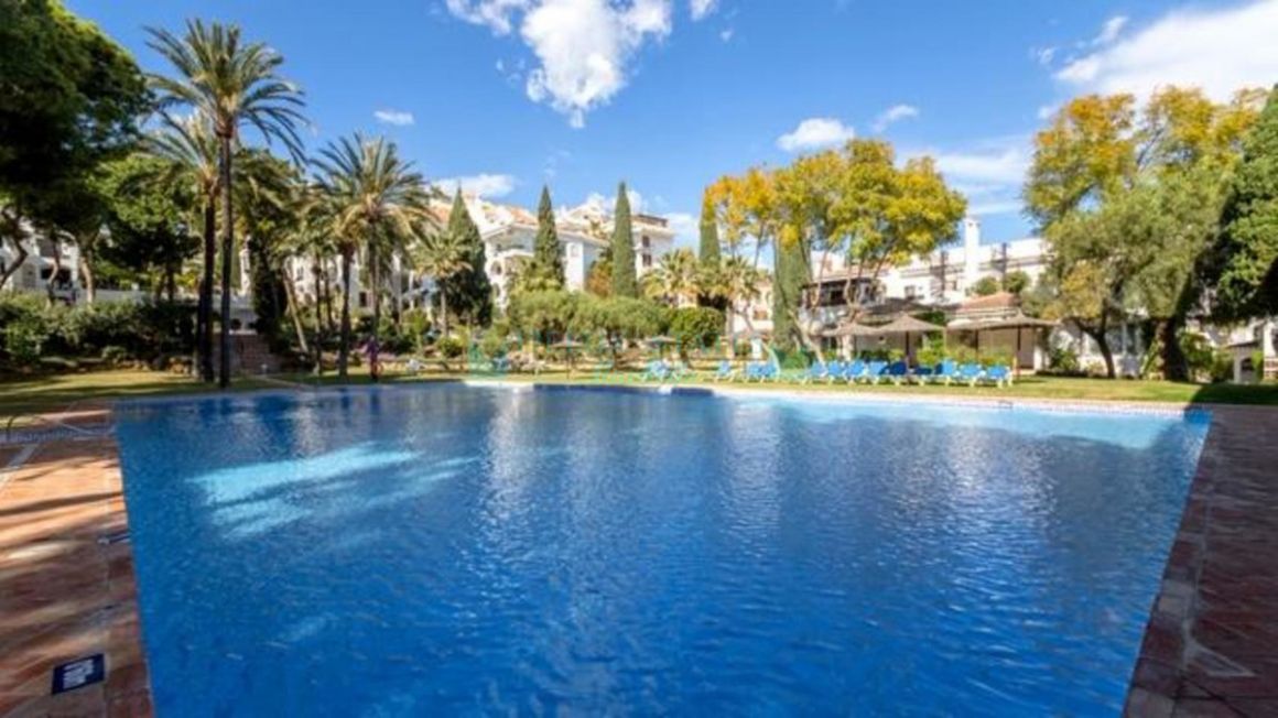 Apartment for sale in Marbella Golden Mile