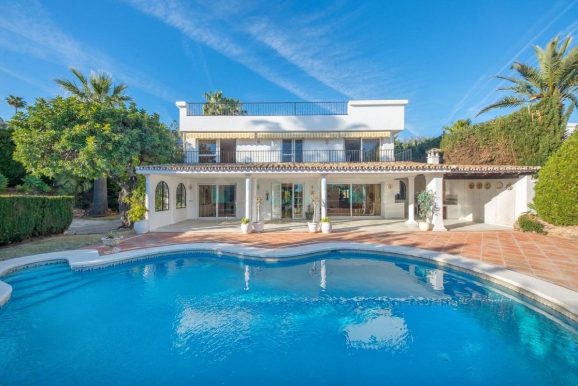 Villa for sale in Sierra Blanca, Marbella Golden Mile