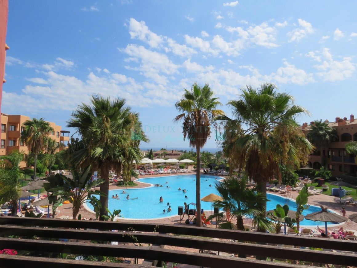 Apartment for sale in Estepona
