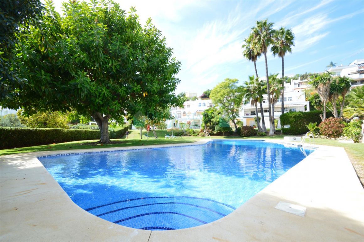 Penthouse for sale in Benahavis