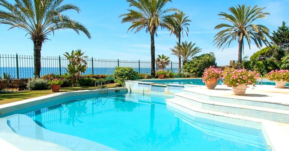 Villa for sale in Marbella Golden Mile