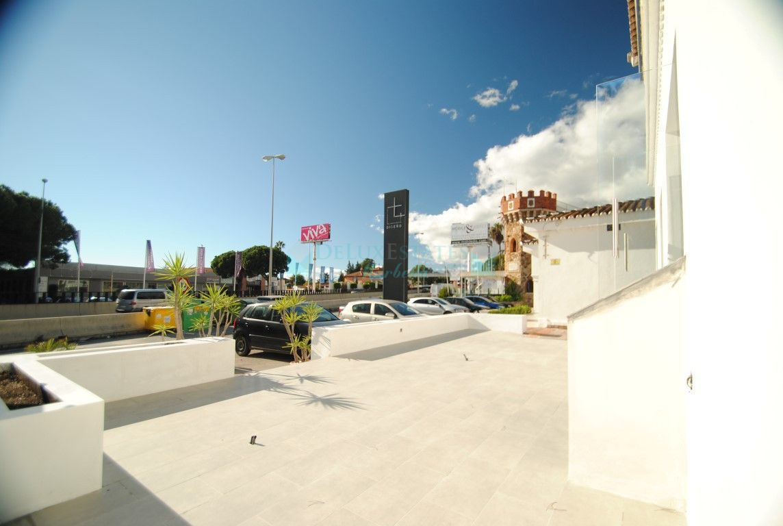 Centro Comercial en alquiler en  El Rosario, Marbella Este