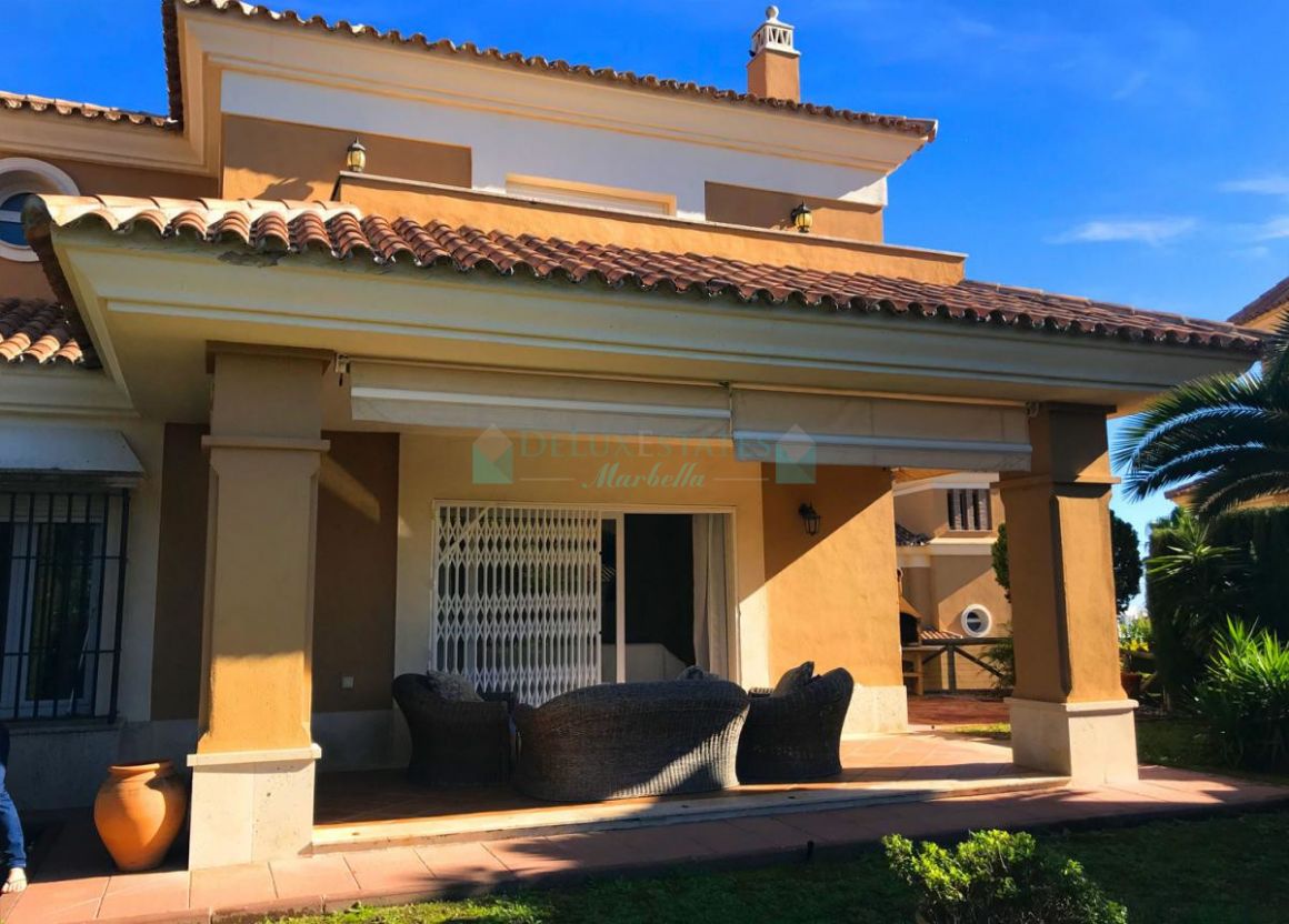 Semi Detached Villa for sale in Santa Clara, Marbella East