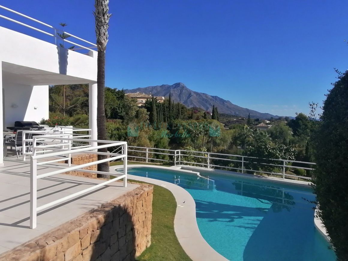 Villa for rent in La Quinta, Benahavis