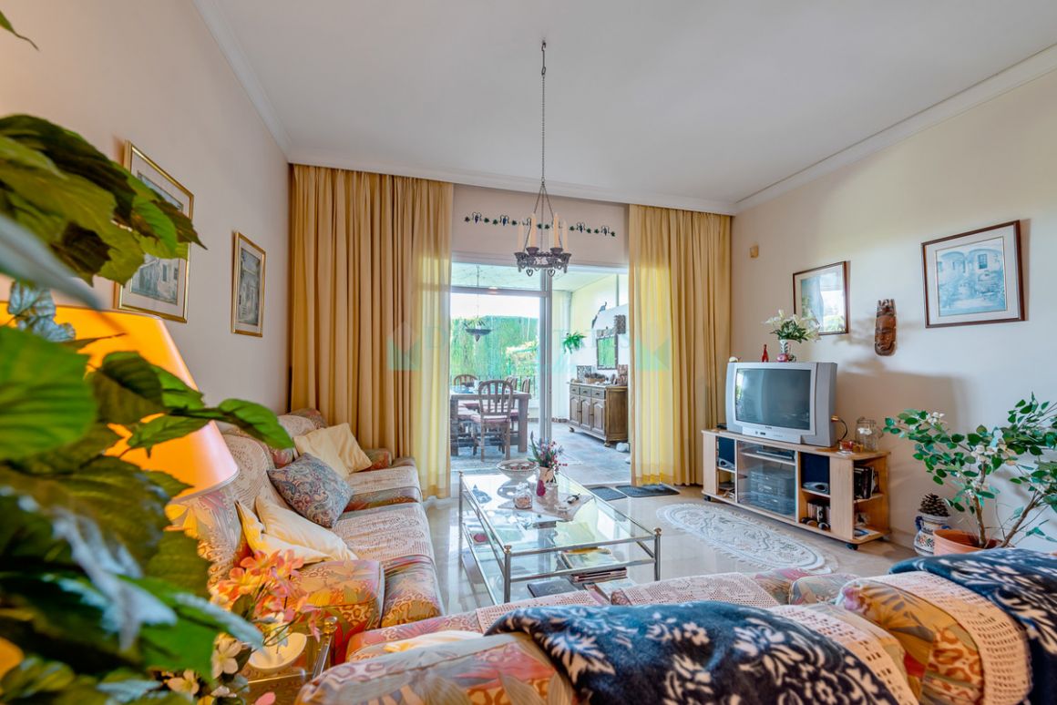 Ground Floor Apartment for sale in Nueva Andalucia