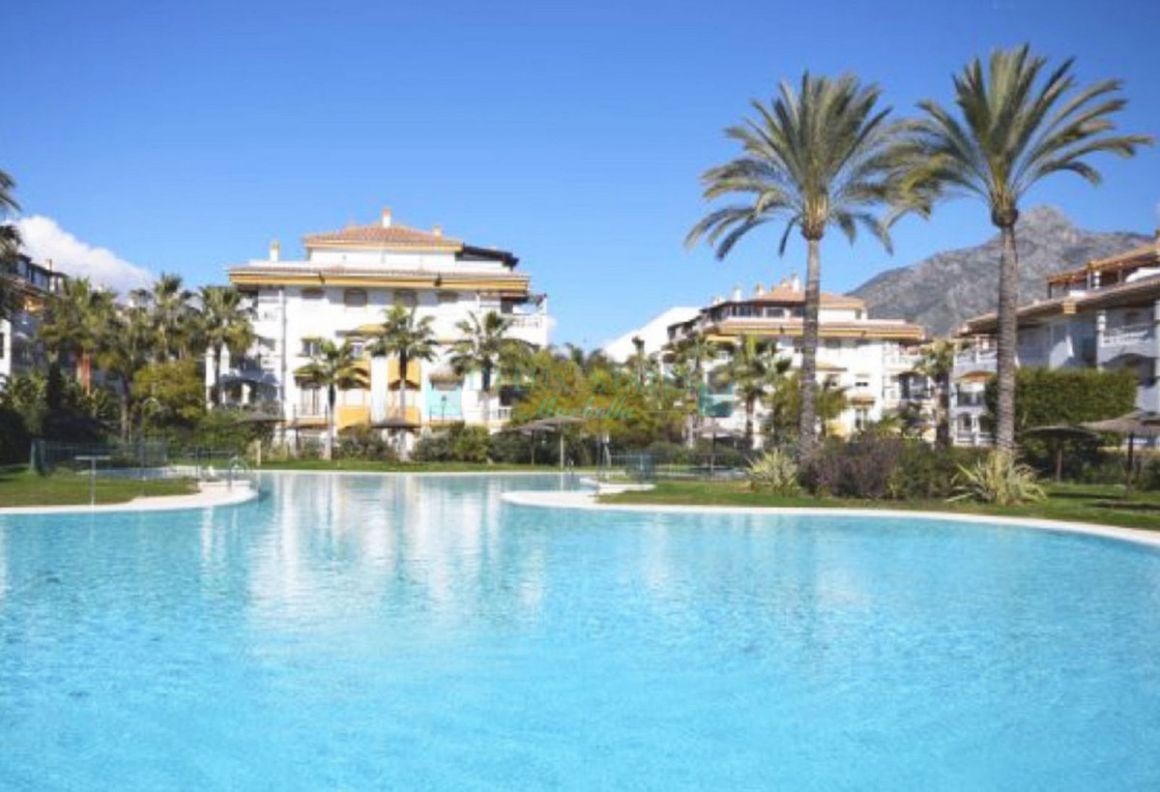 Ground Floor Apartment for rent in Nueva Andalucia