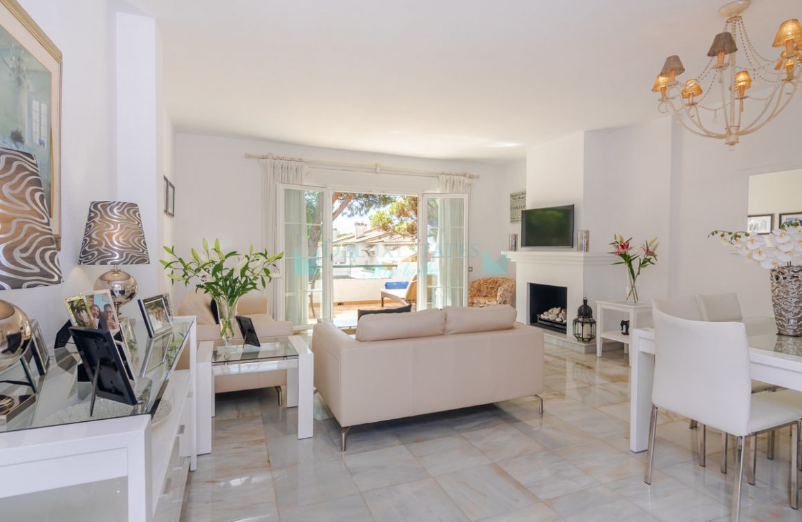 Penthouse for sale in El Presidente, Estepona