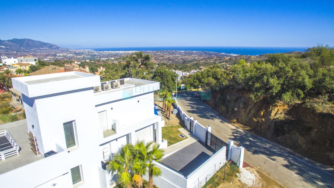 Residential Plot for sale in  La Mairena, Marbella East
