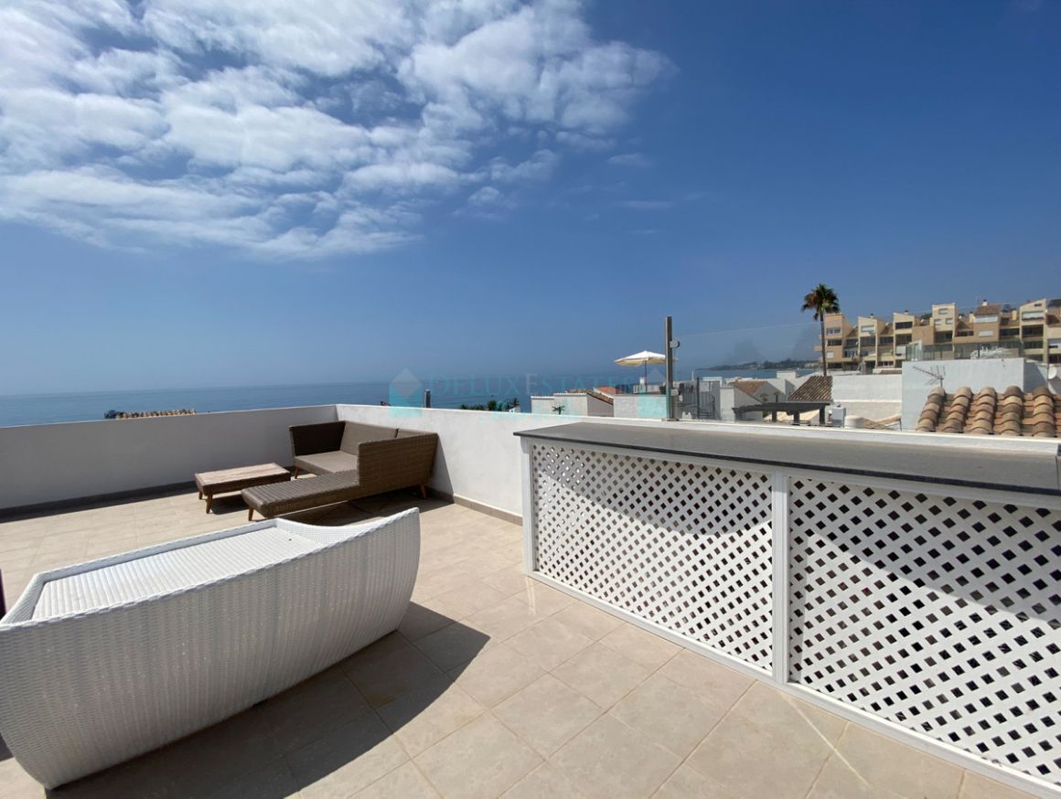 Town House for sale in Estepona