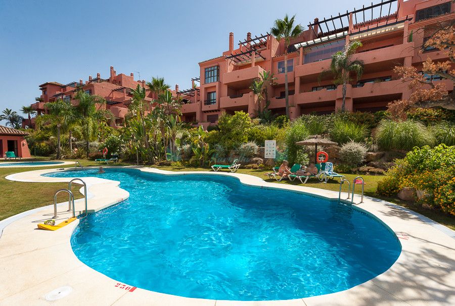 Ground Floor Apartment for sale in Ojen