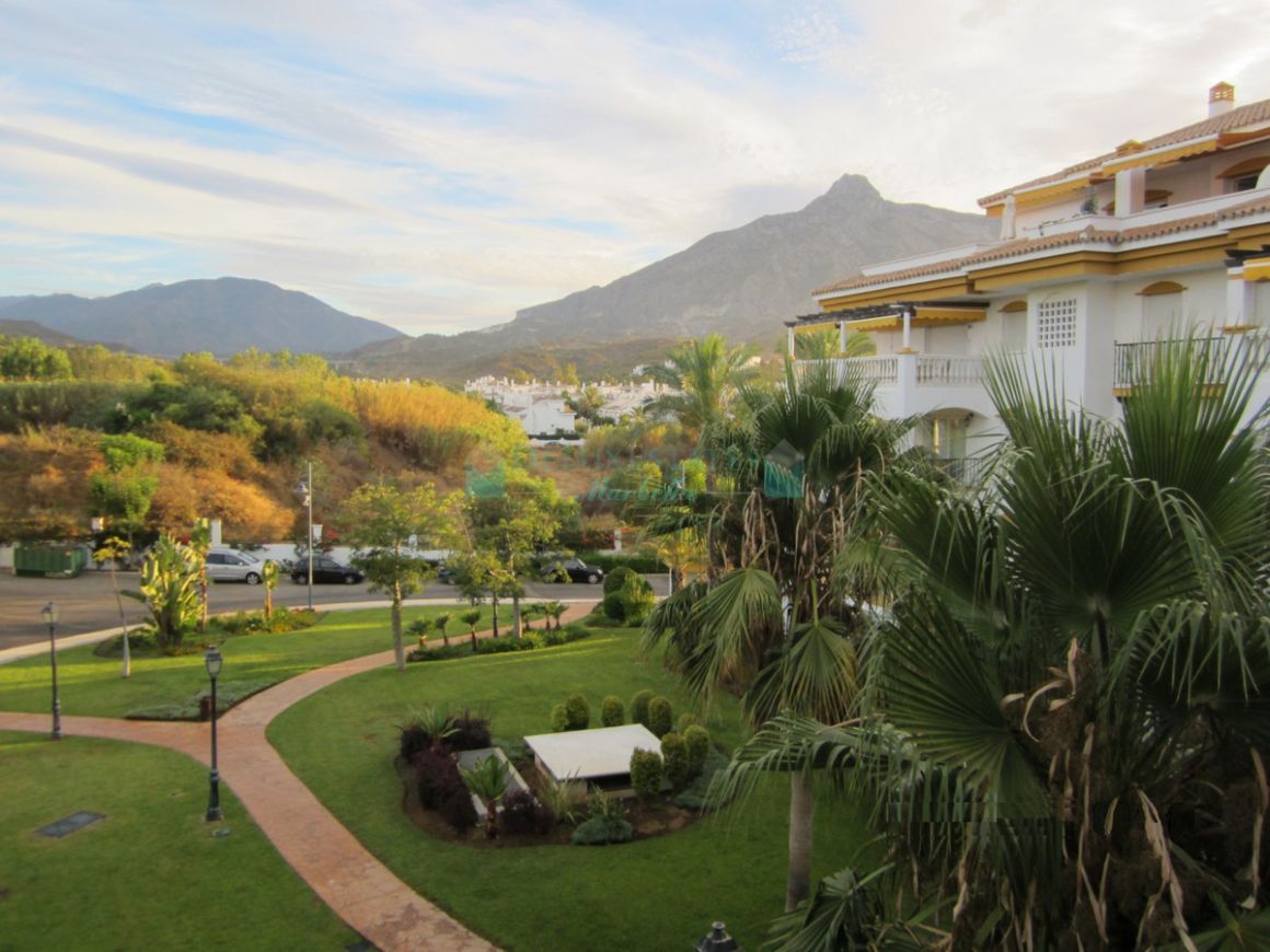 Apartment for sale in Nueva Andalucia