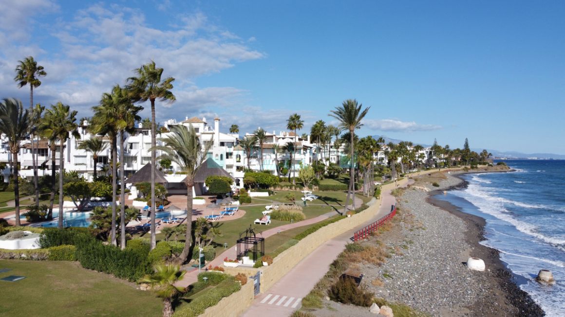 Apartment for sale in New Golden Mile, Estepona