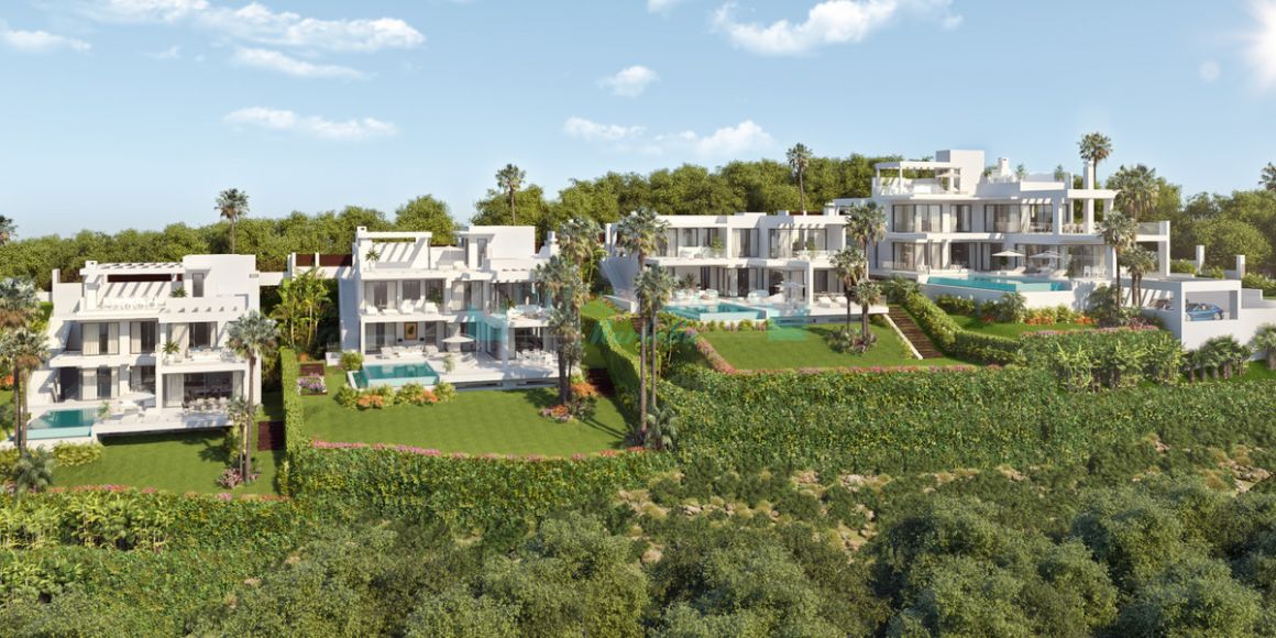 Villa for sale in Estepona