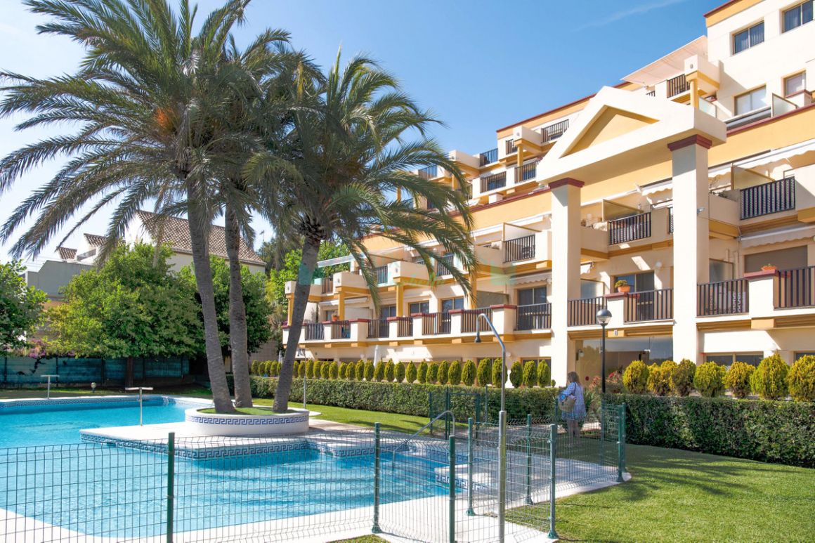Studio for sale in Elviria, Marbella East