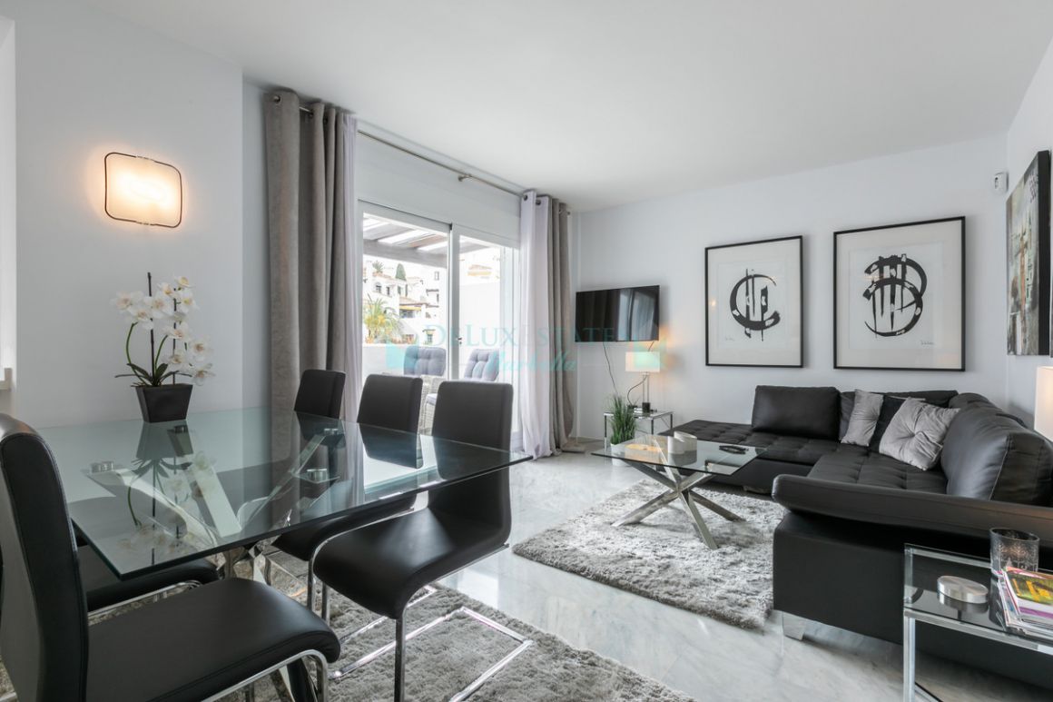 Penthouse for sale in Nueva Andalucia