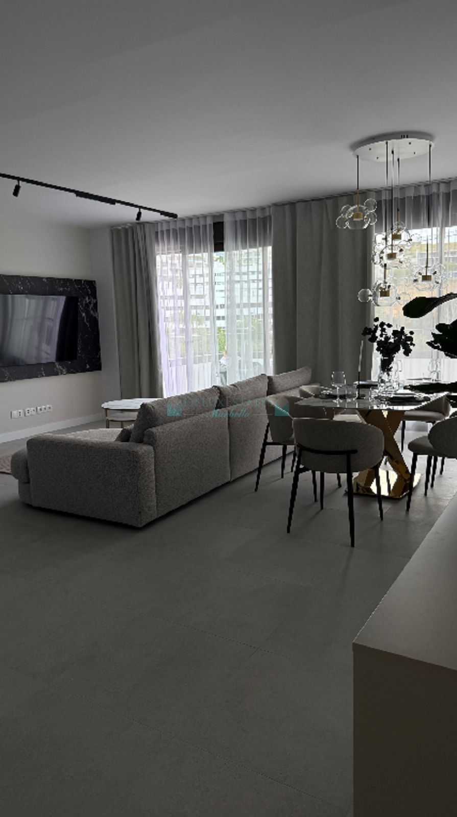 Apartment for sale in Estepona