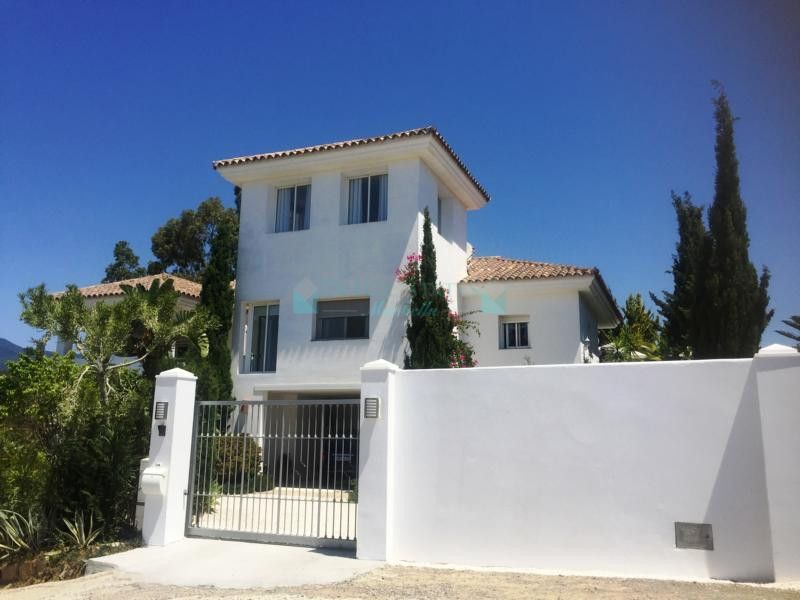 Villa in Estepona