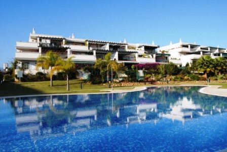 Ground Floor Apartment for sale in Nueva Andalucia