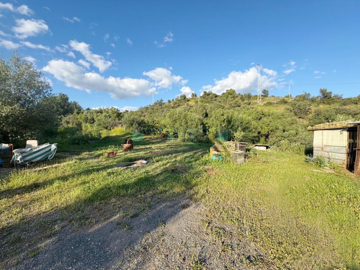Plot for sale in Estepona