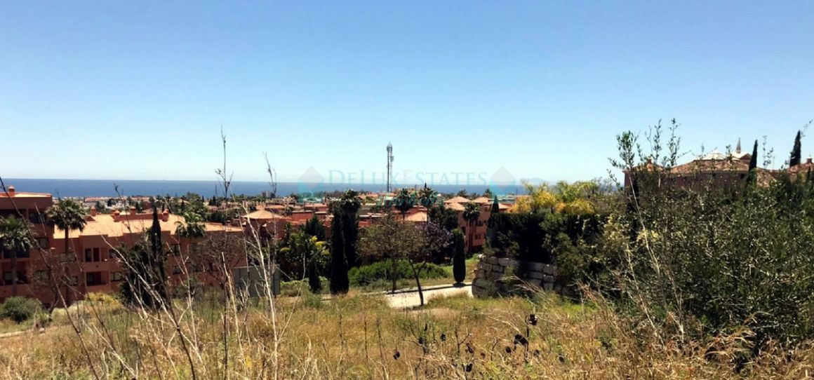 Residential Plot for sale in Los Flamingos, Benahavis