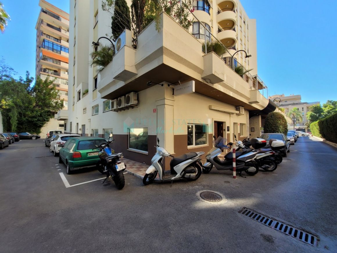 Office for sale in Marbella