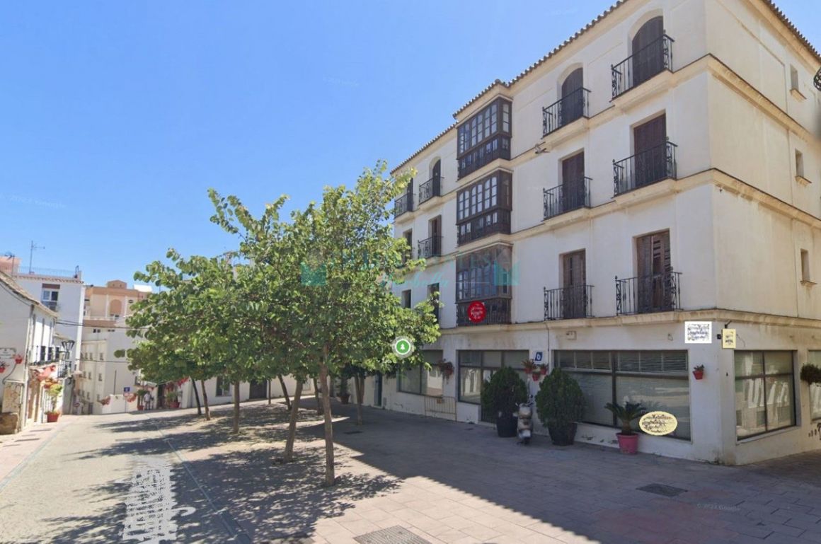 Business for sale in Estepona
