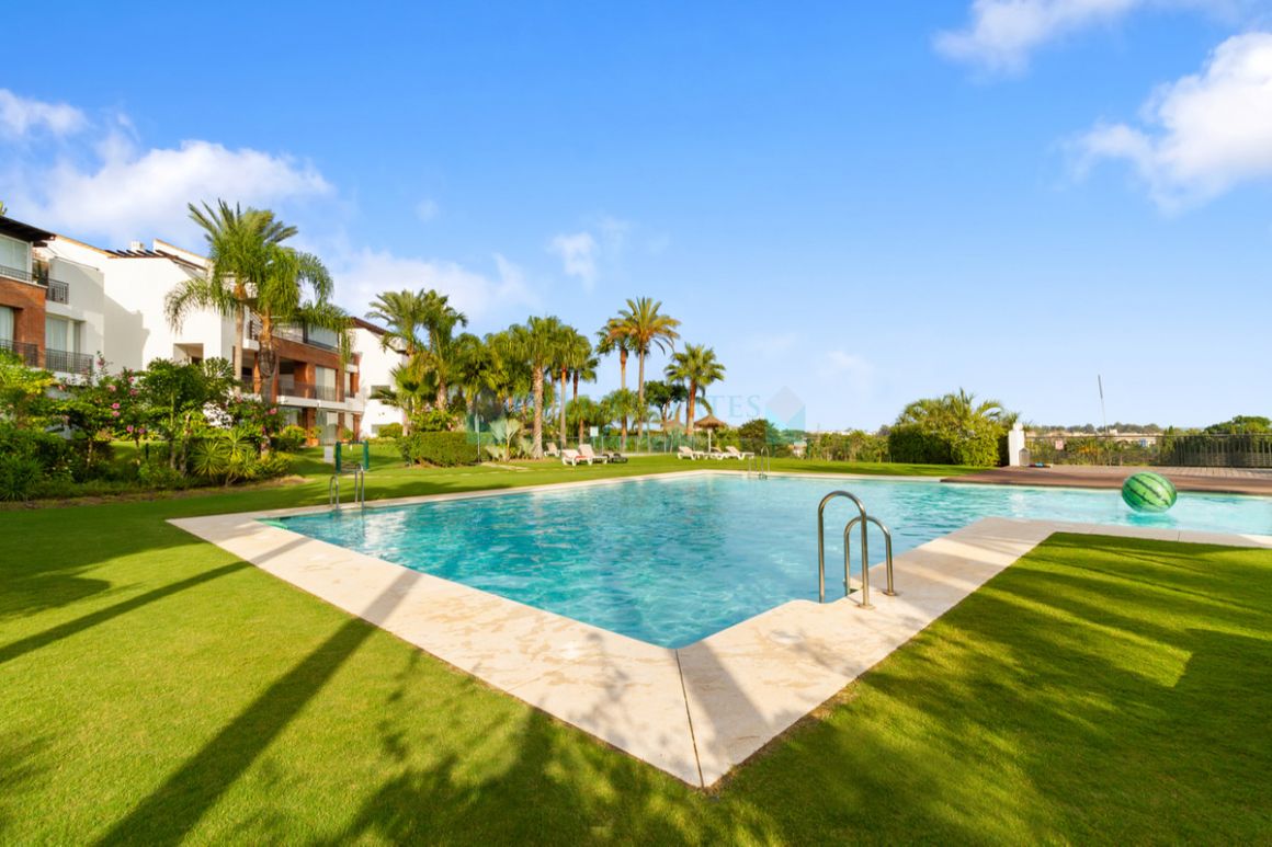 Ground Floor Apartment for sale in Estepona