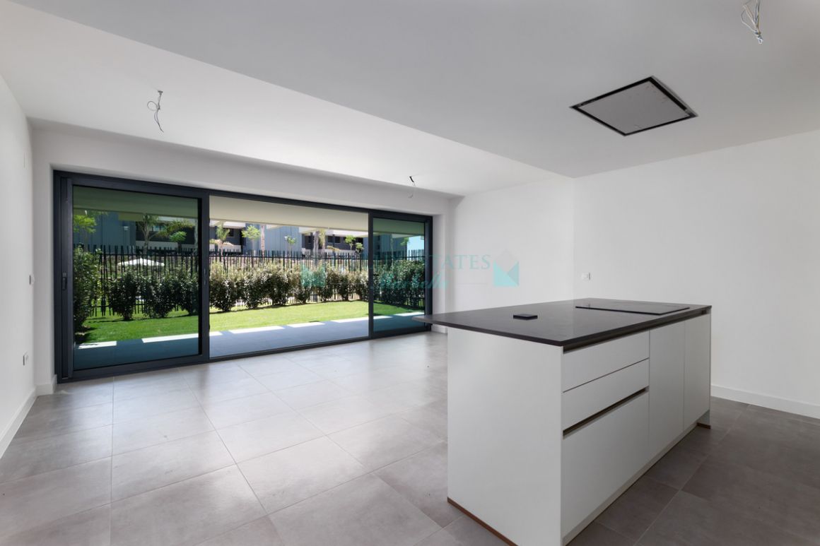 Ground Floor Apartment for sale in Selwo, Estepona