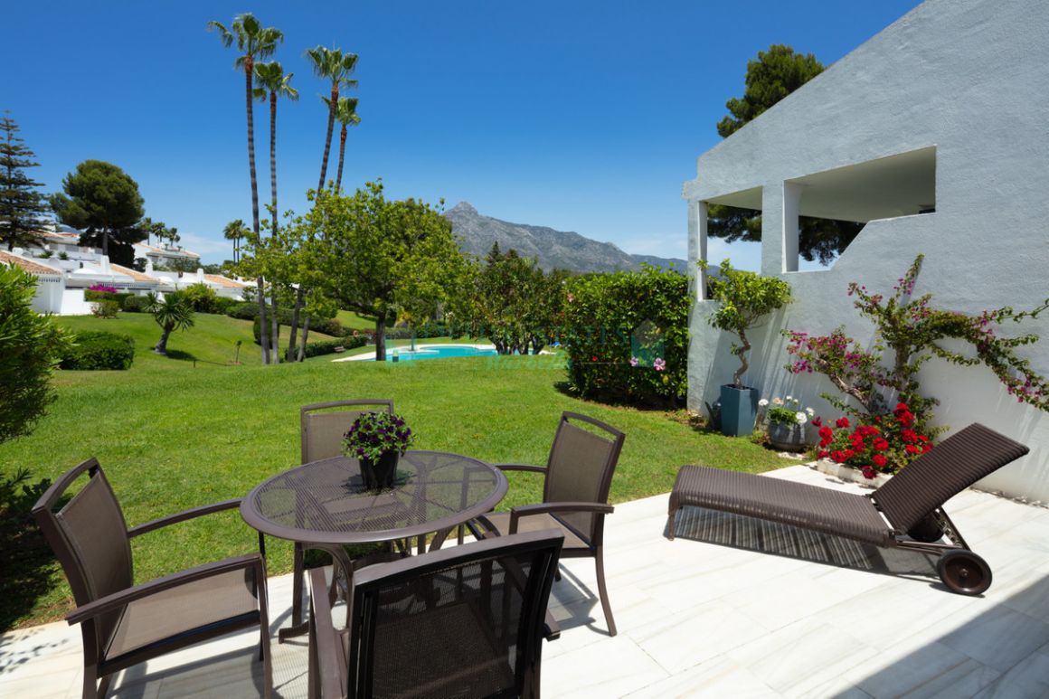 Ground Floor Apartment for sale in Nueva Andalucia