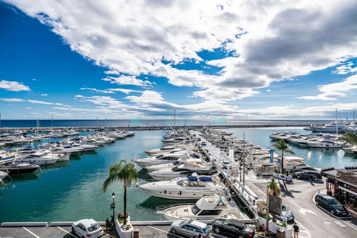 Apartment for sale in Marbella - Puerto Banus