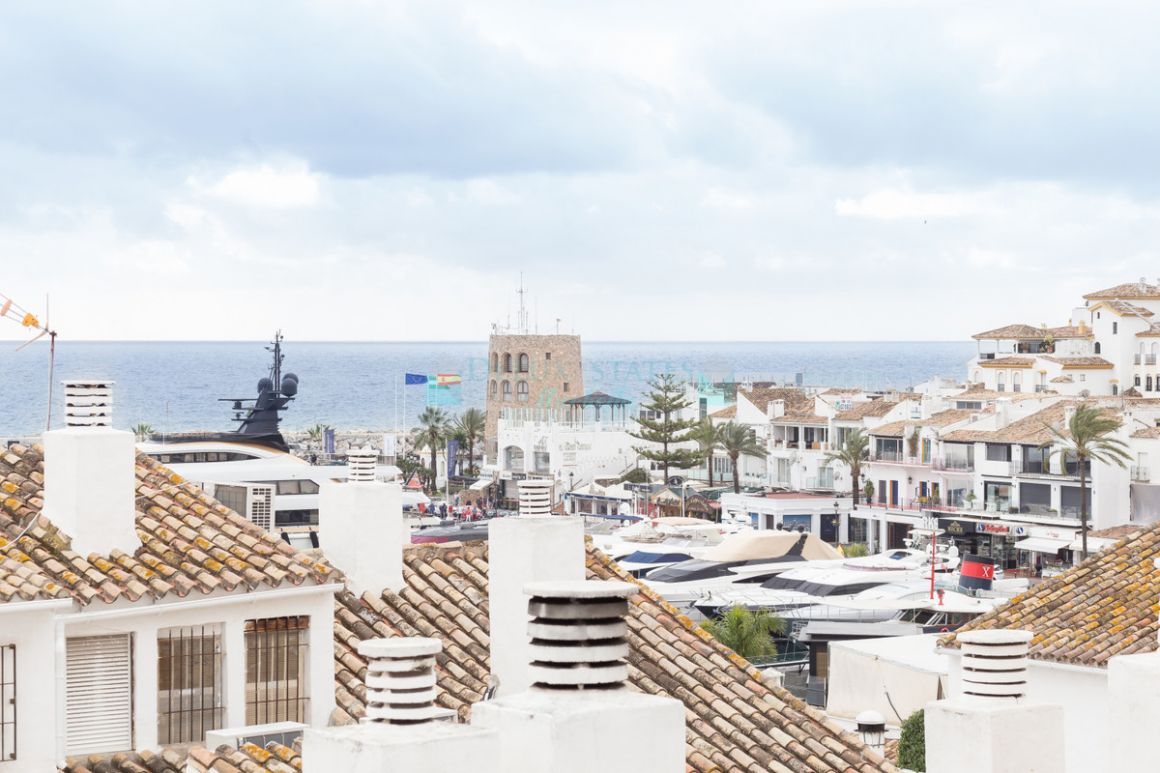 Apartment for sale in Marbella - Puerto Banus
