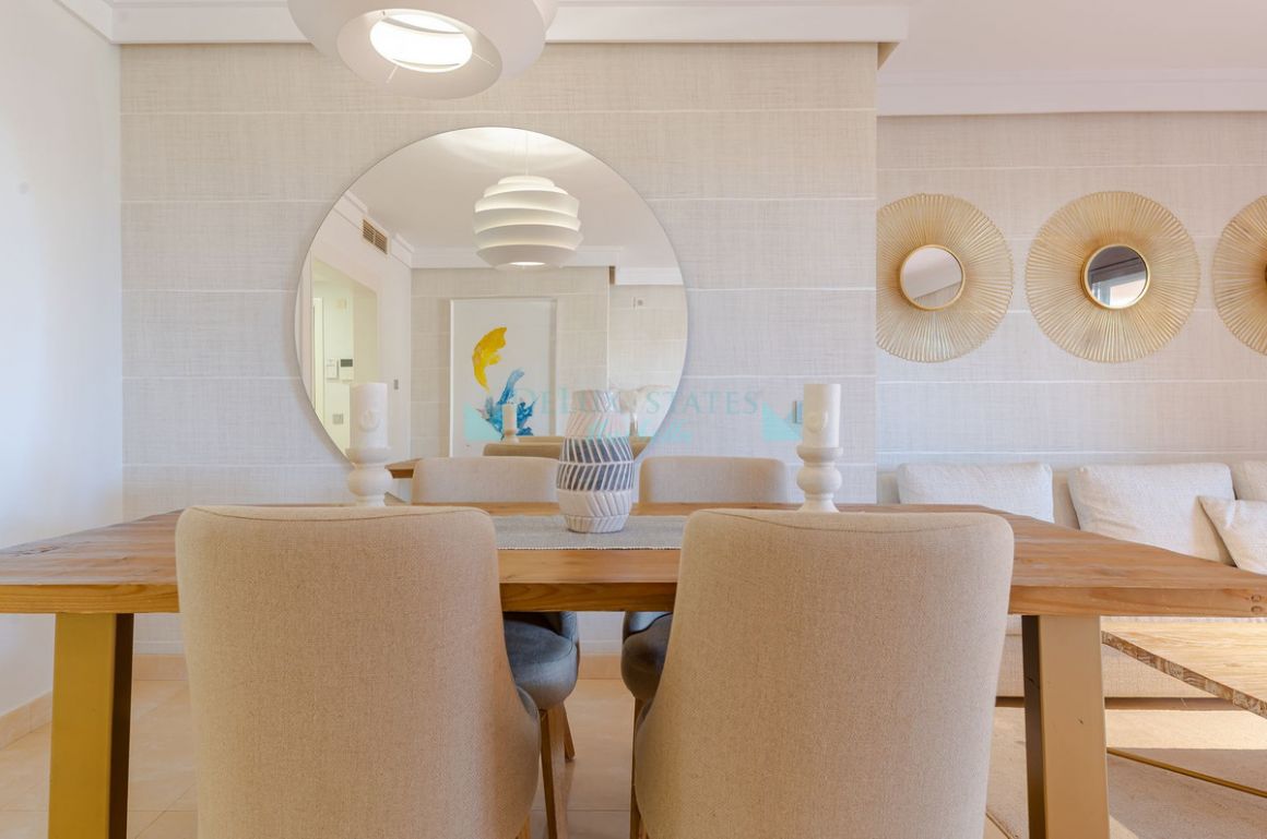 Apartment for rent in New Golden Mile, Estepona