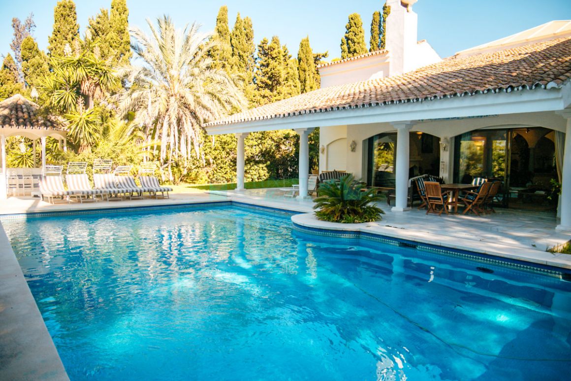 Villa for rent in Los Monteros, Marbella East