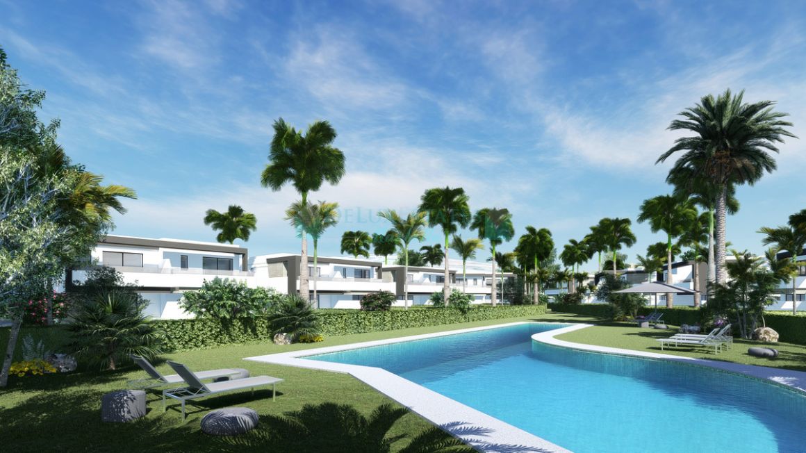 Semi Detached Villa for sale in Estepona