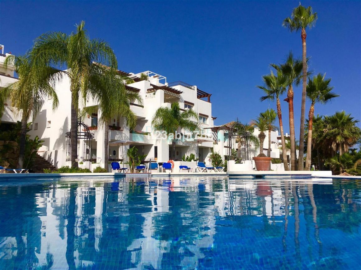 Apartment for sale in Nueva Andalucia