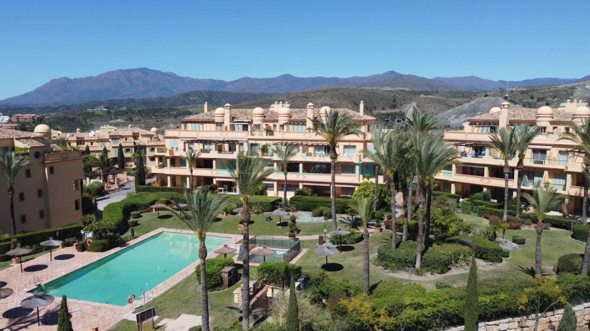 Apartment for sale in Los Flamingos, Benahavis