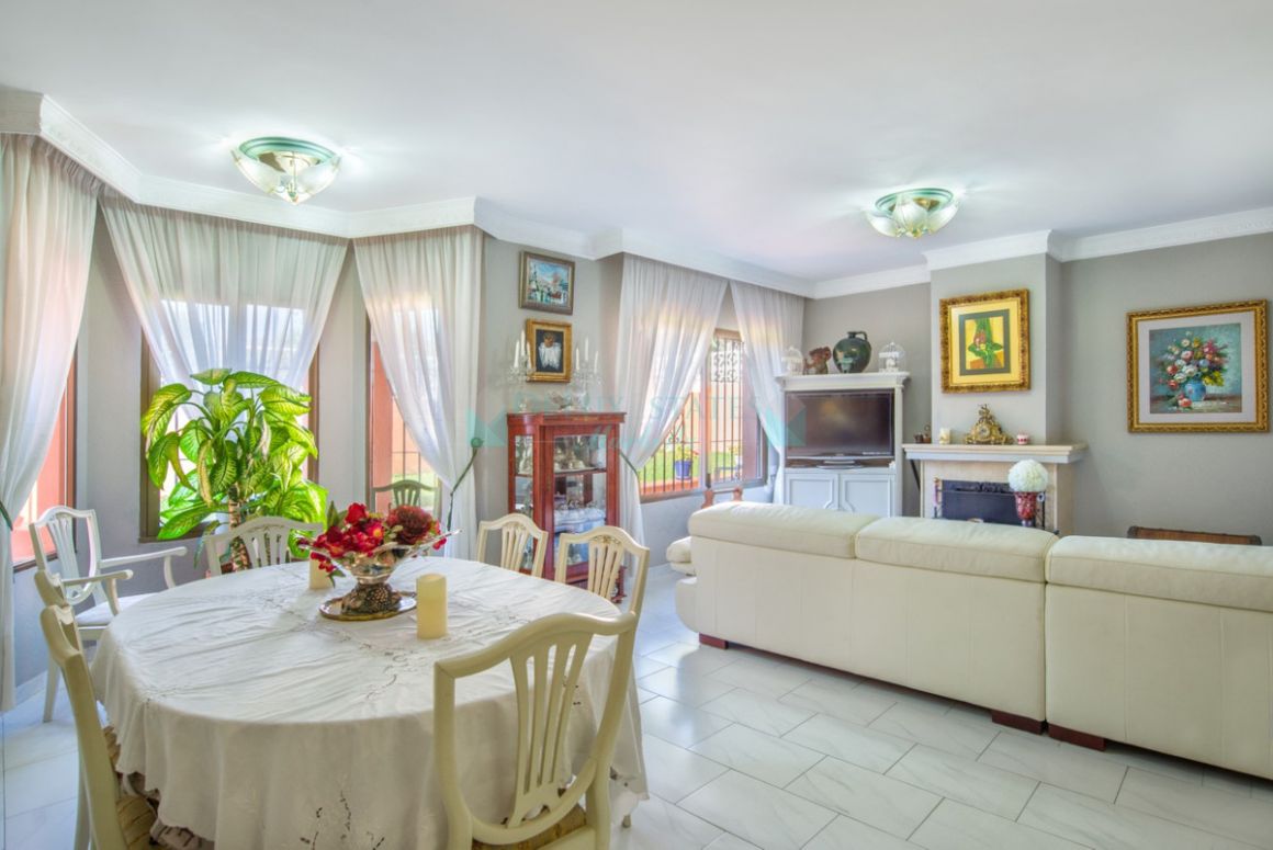 Villa en venta en  Marbesa, Marbella Este